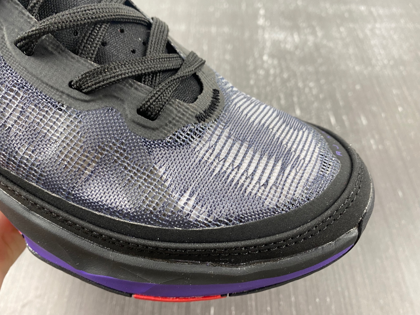 AIR JORDAN 37 
