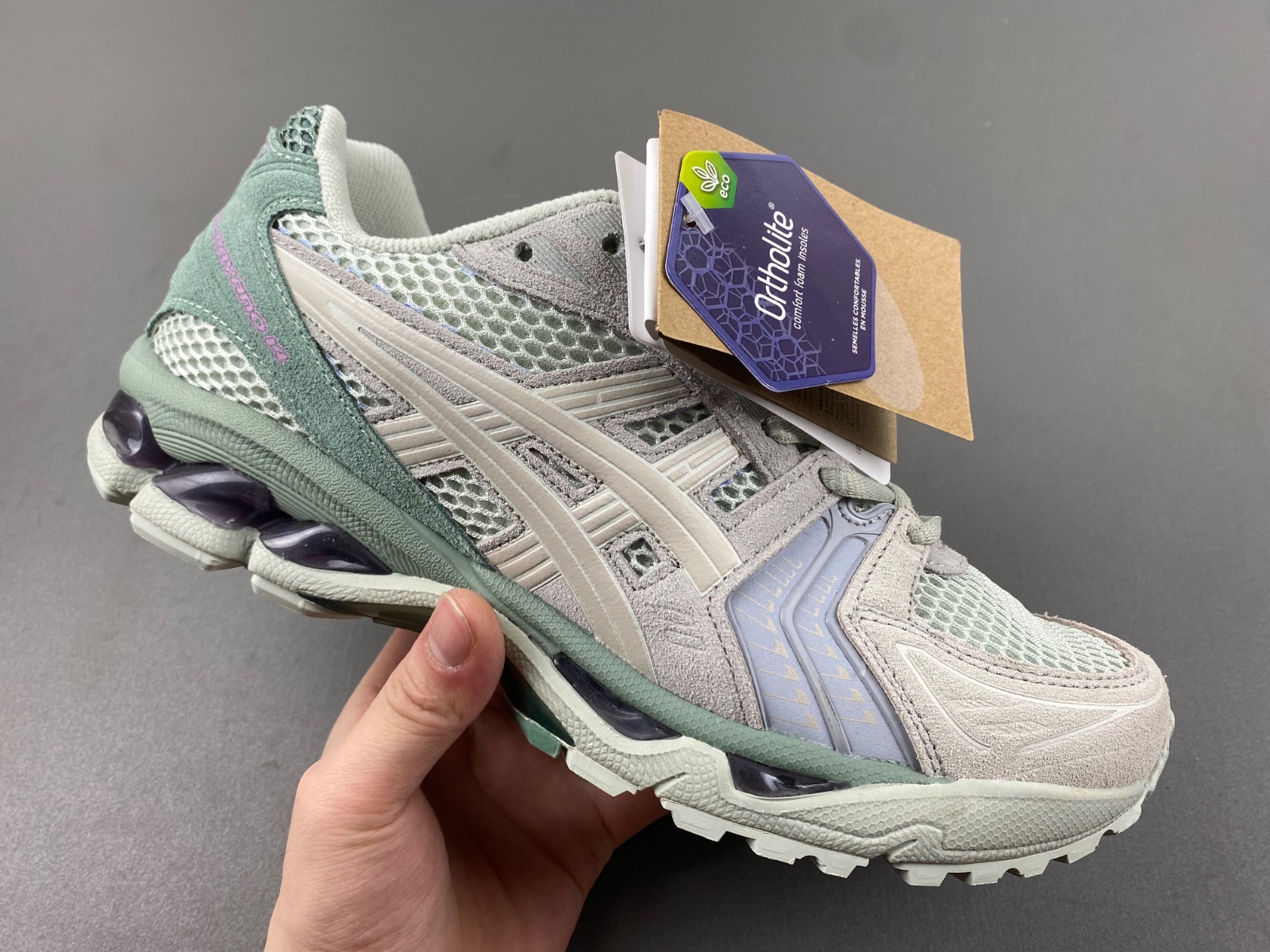 ASICS sneaker