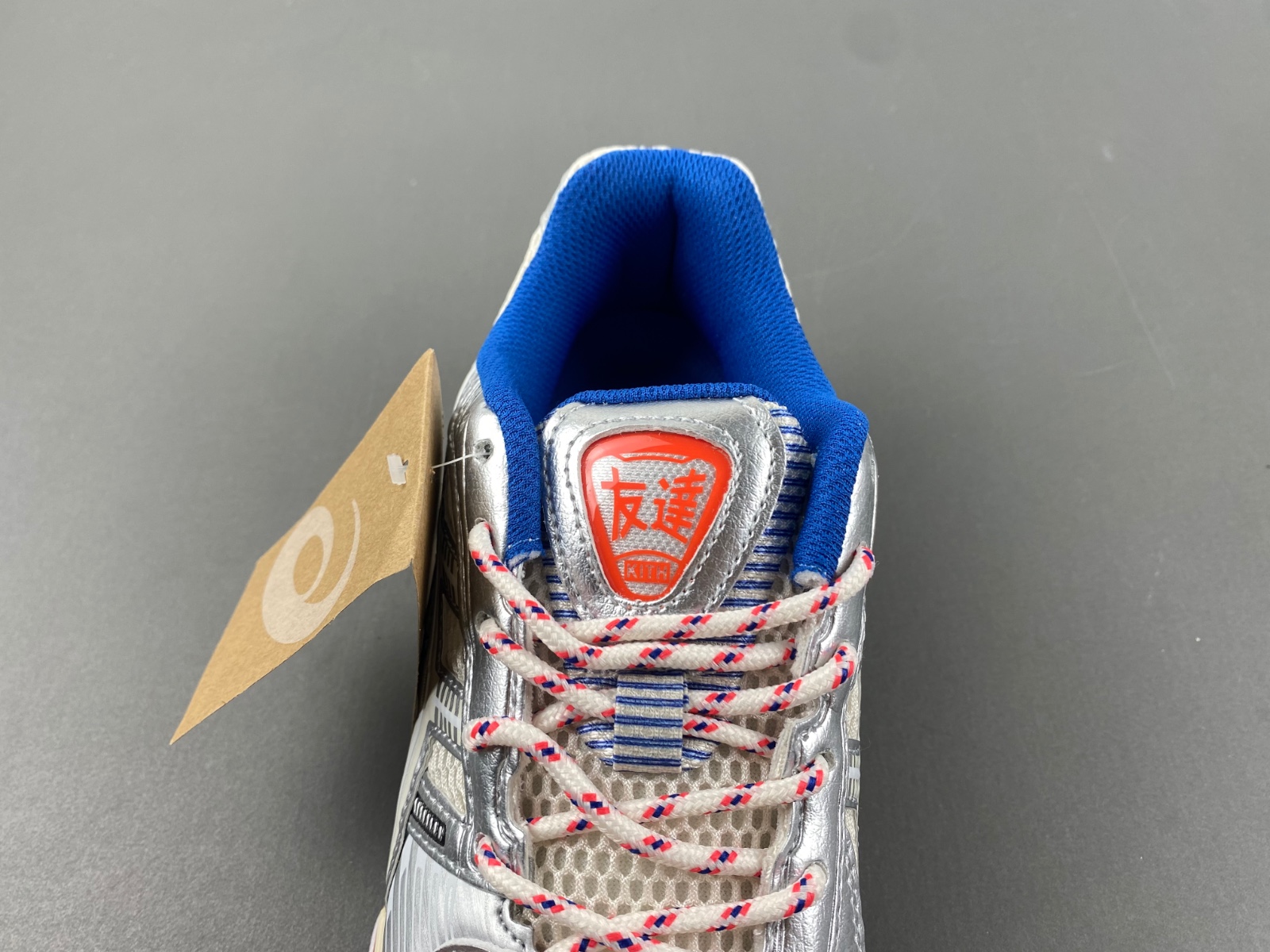 ASICS sneaker
