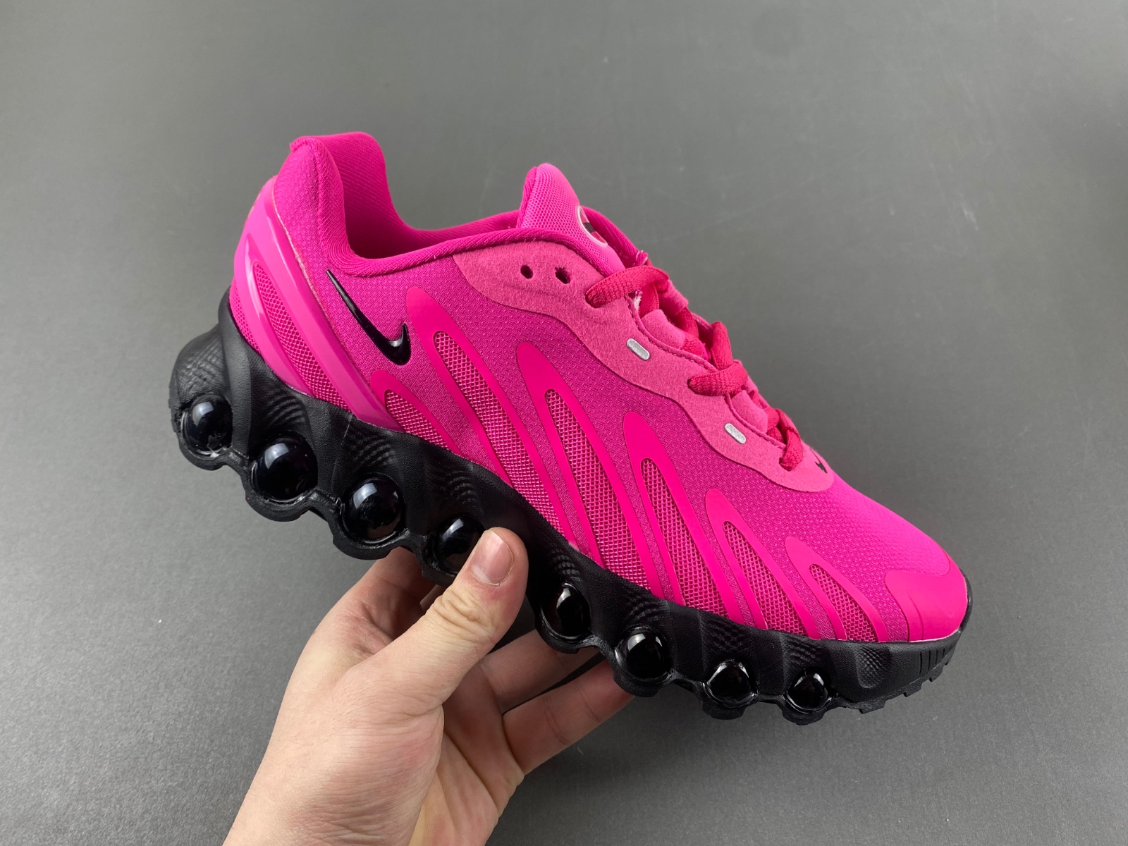 Nike Air Max DN 8