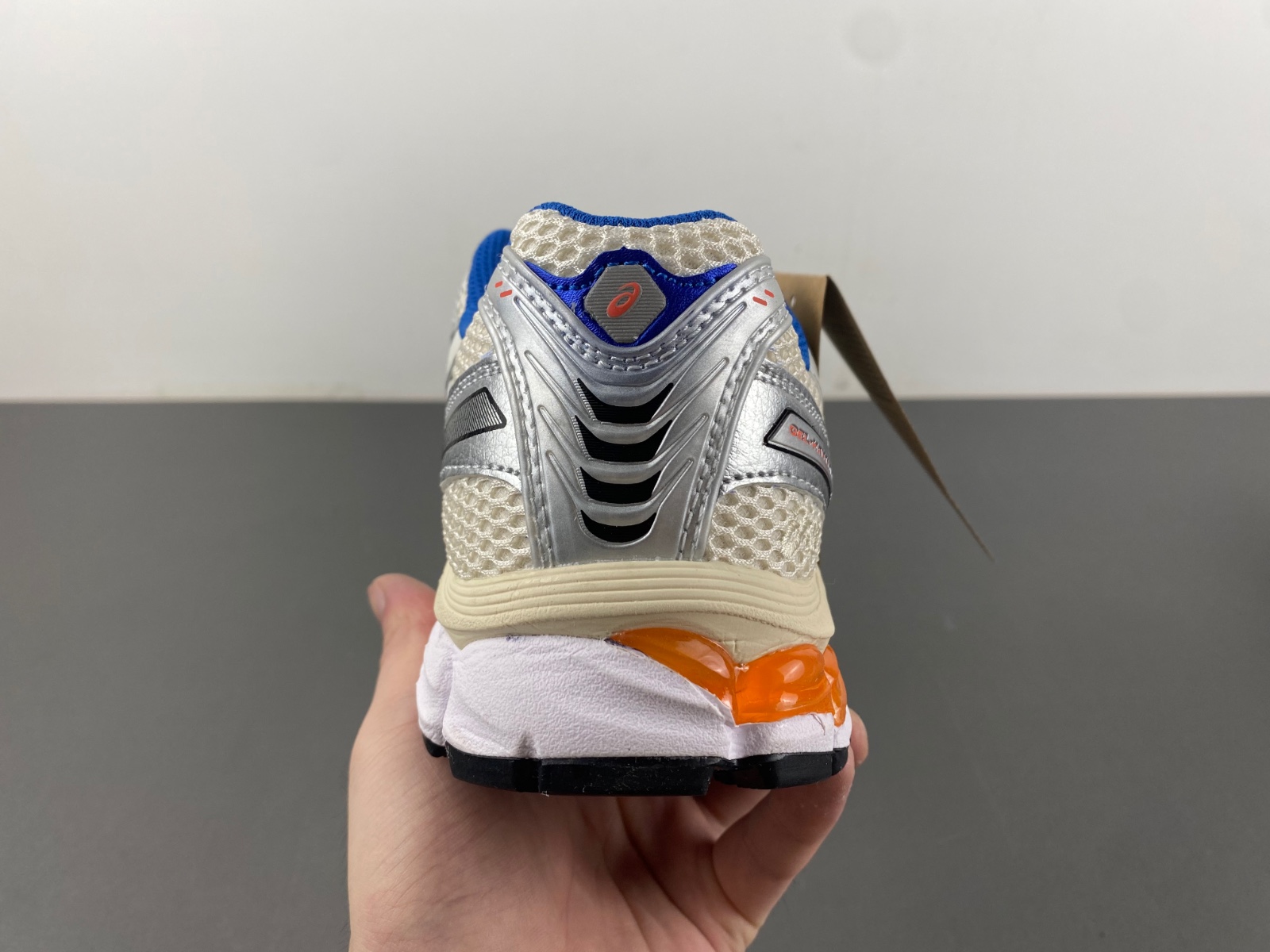 ASICS sneaker