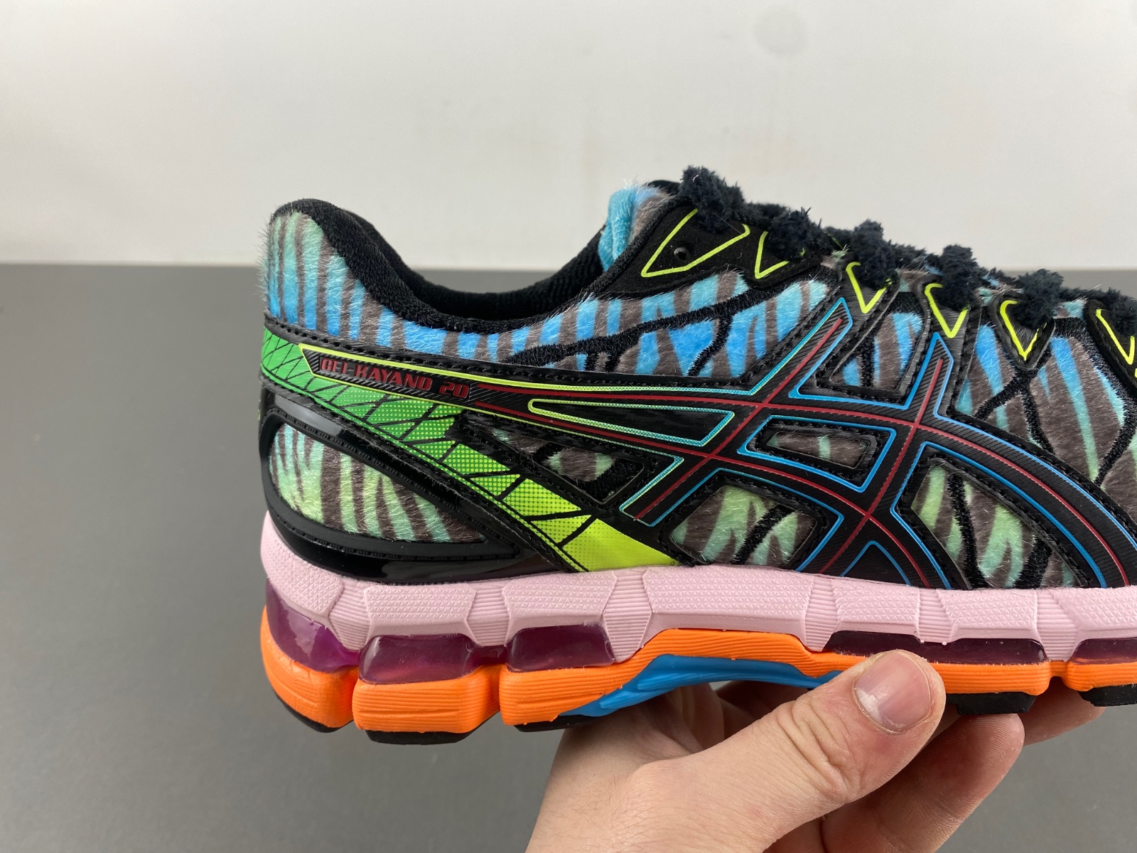 ASICS sneaker