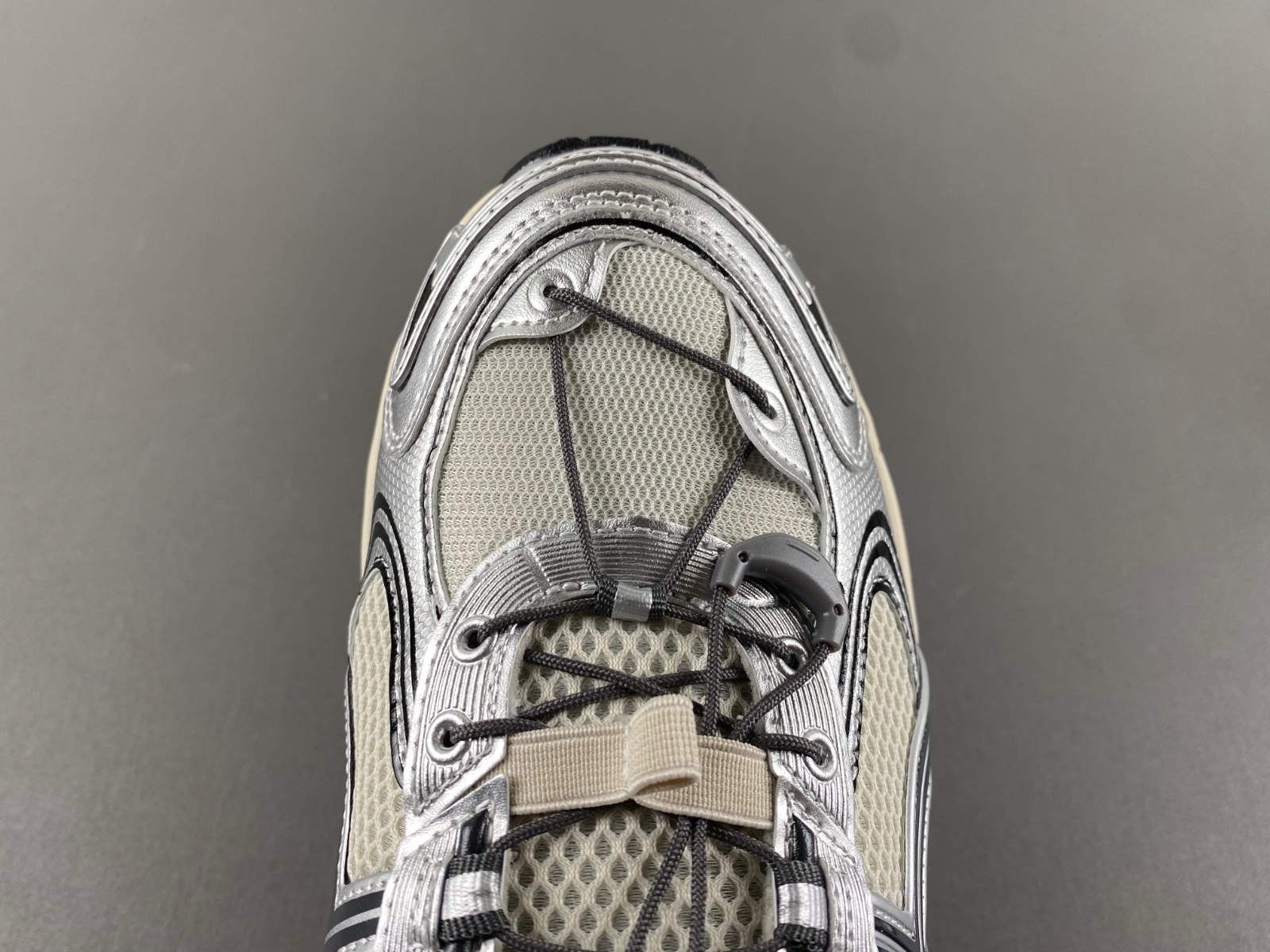 ASICS sneaker