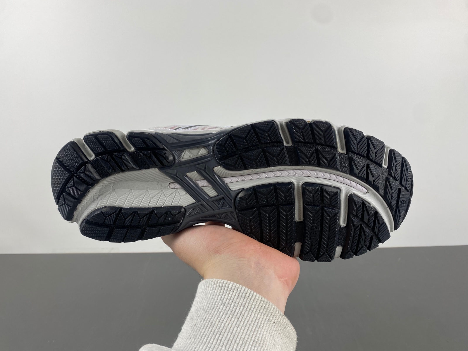 ASICS sneaker