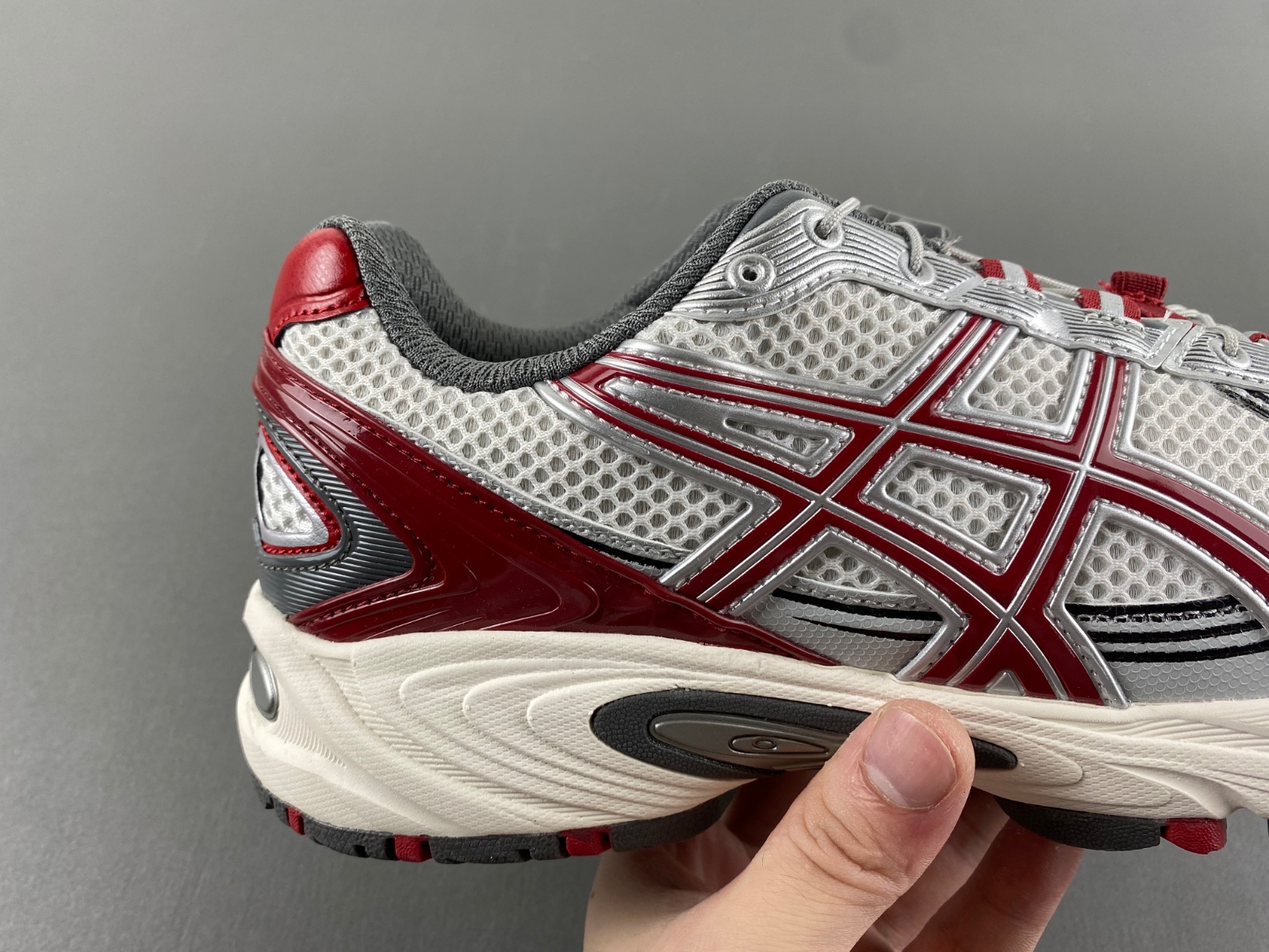 ASICS sneaker