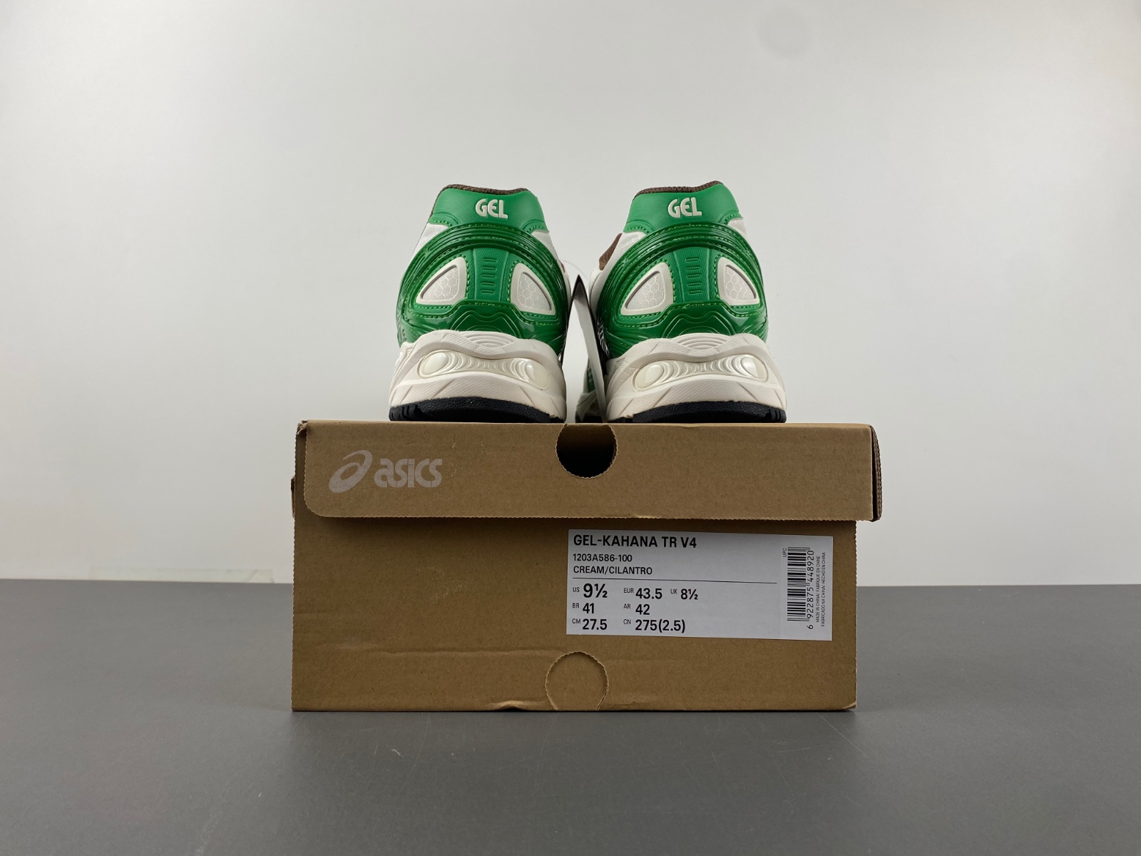 ASICS sneaker