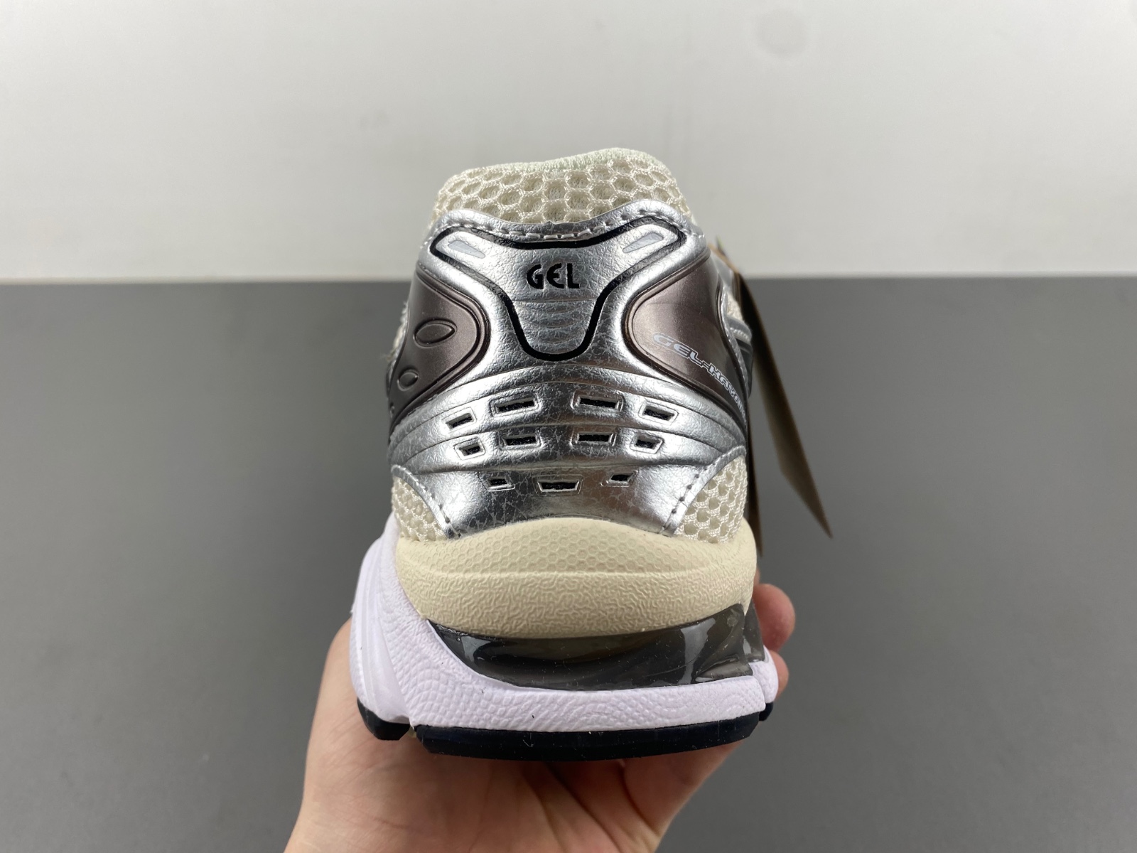 ASICS sneaker
