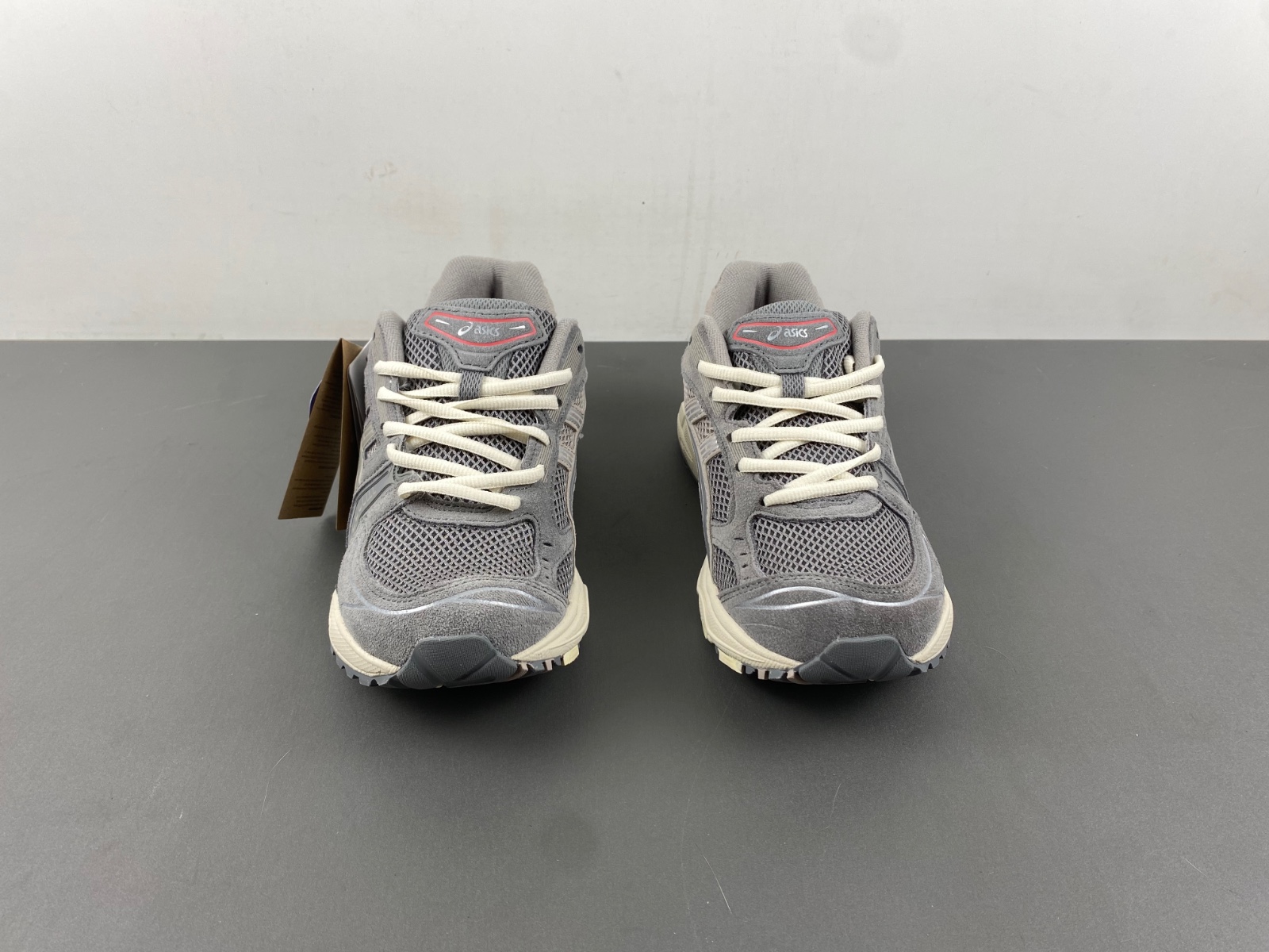 ASICS sneaker