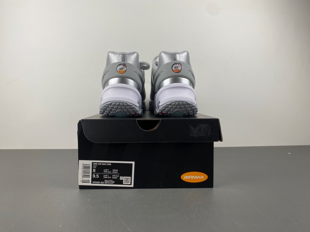 Nike Air Max DN 8