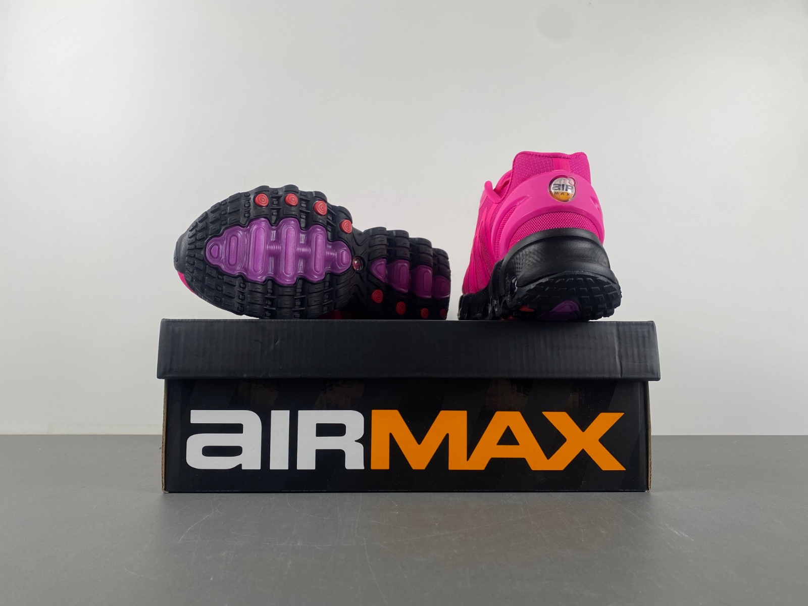 Nike Air Max DN 8