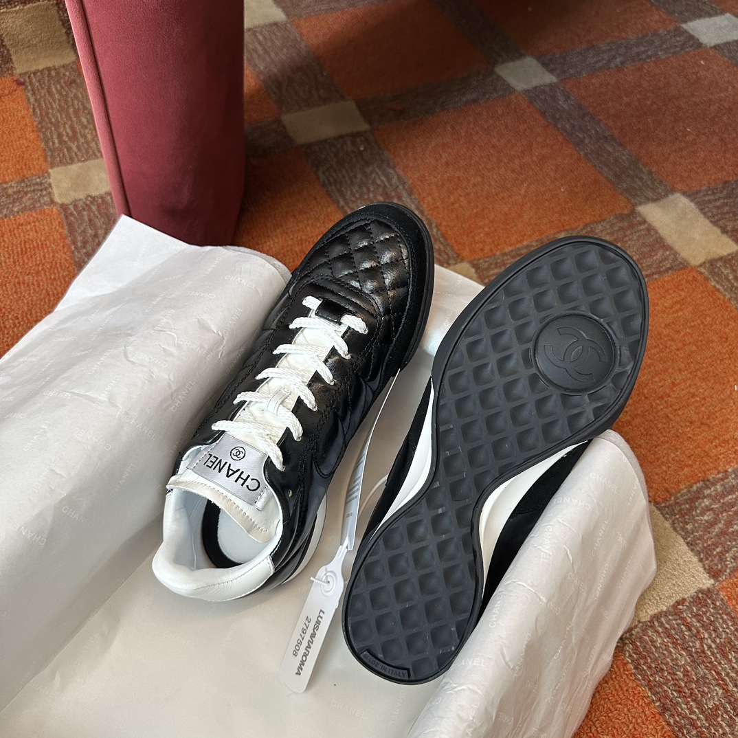 Chanel Trainer