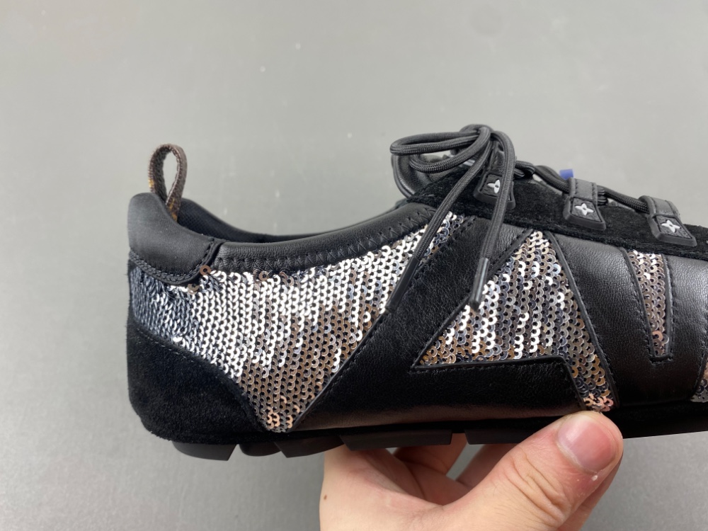 LV Sneakerina