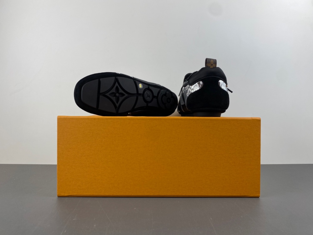 LV Sneakerina
