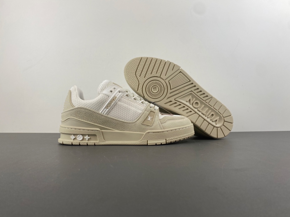LV Trainer Sneaker