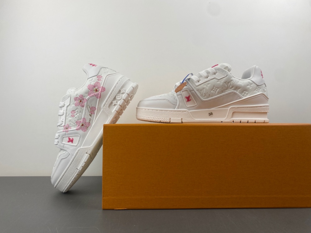 LV Trainer Sneaker