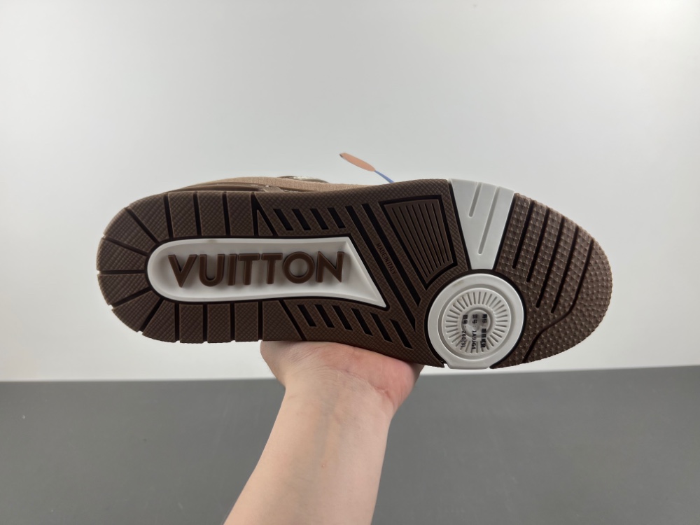 LV Trainer Sneaker