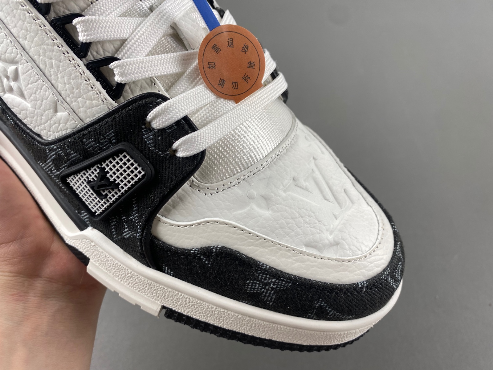 LV Trainer Sneaker
