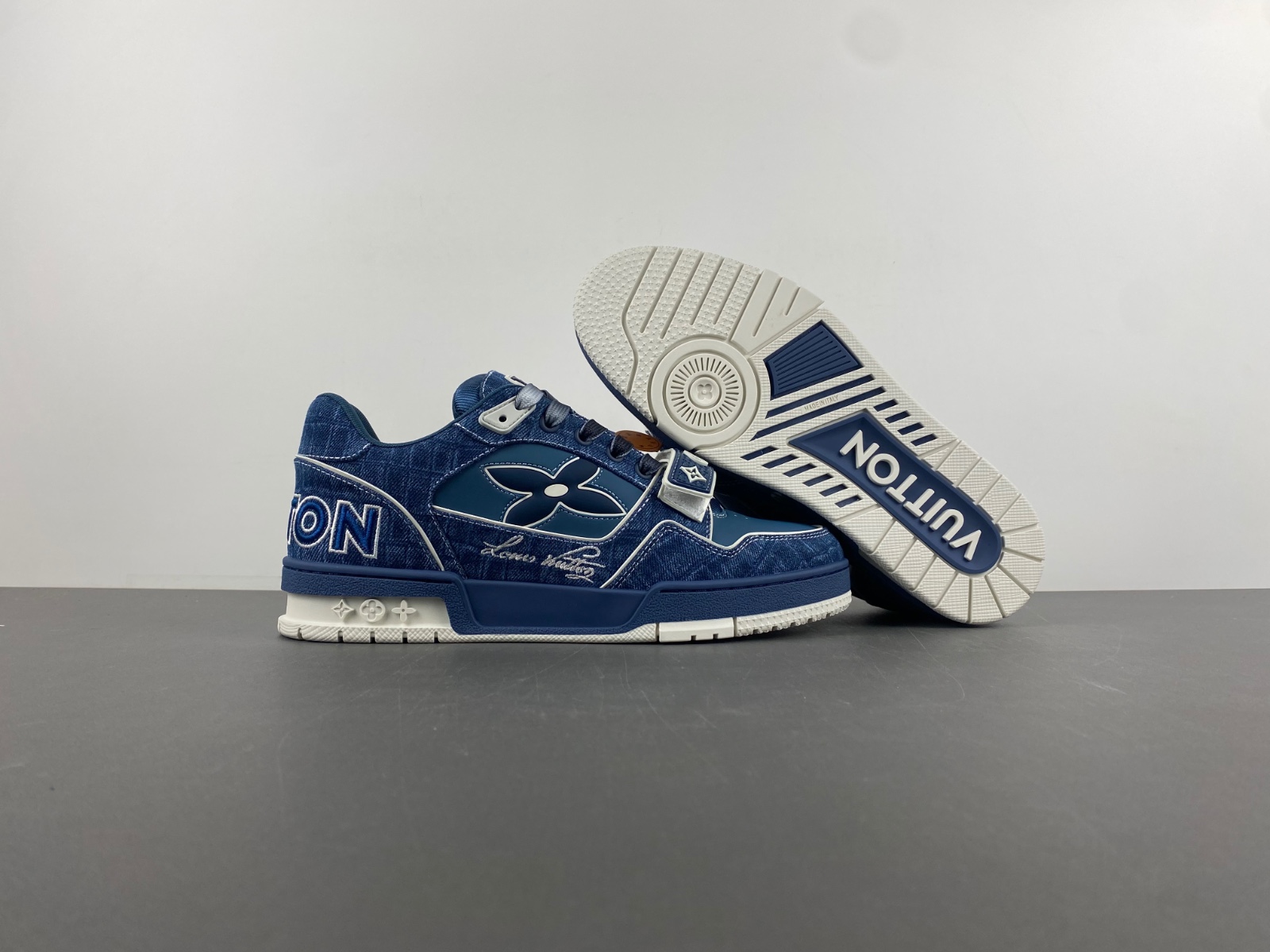 LV Trainer Sneaker