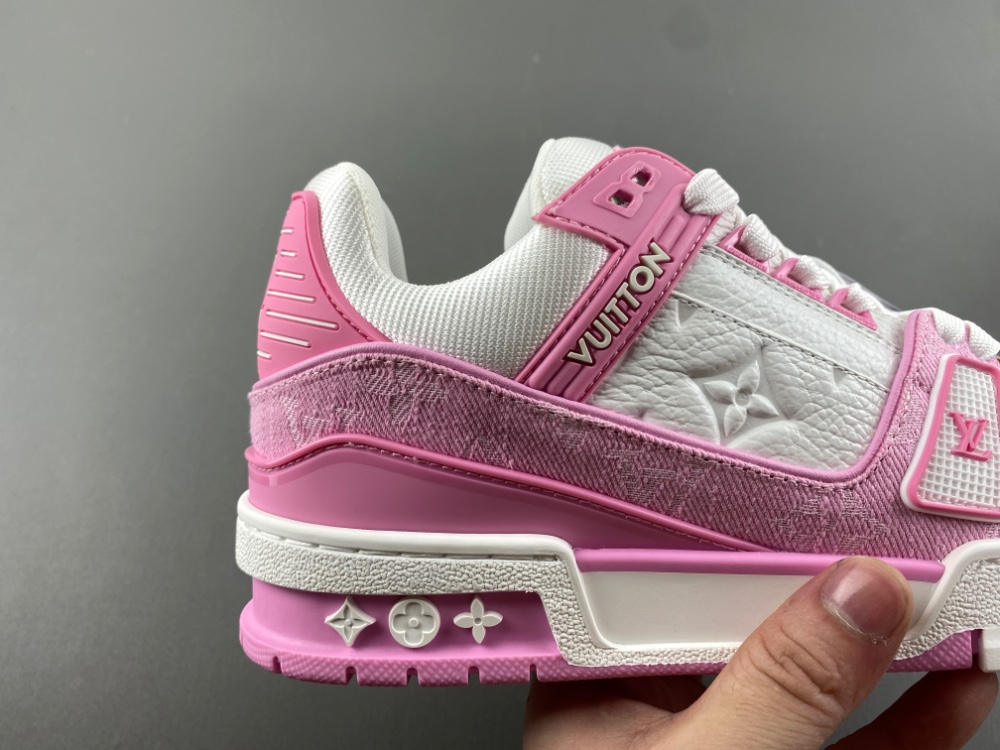 LV Trainer Sneaker