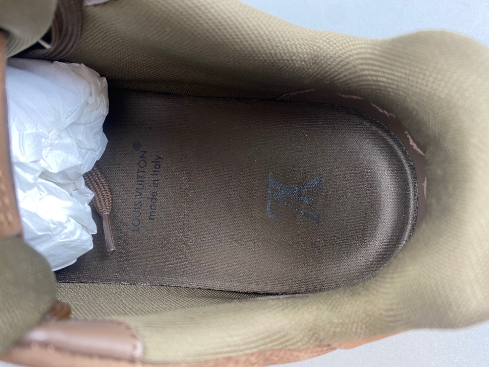 LV Trainer Sneaker