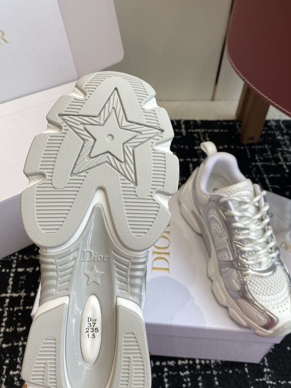 Dior Chrono Sneaker