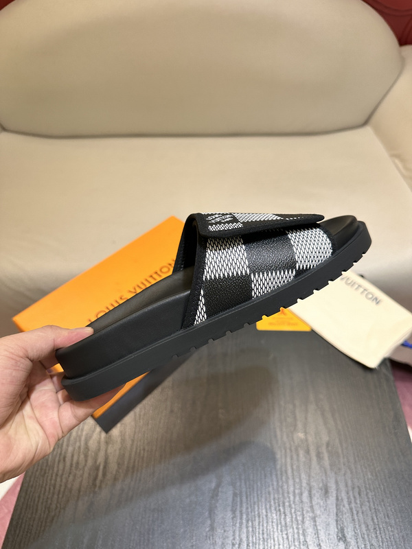 LV slide