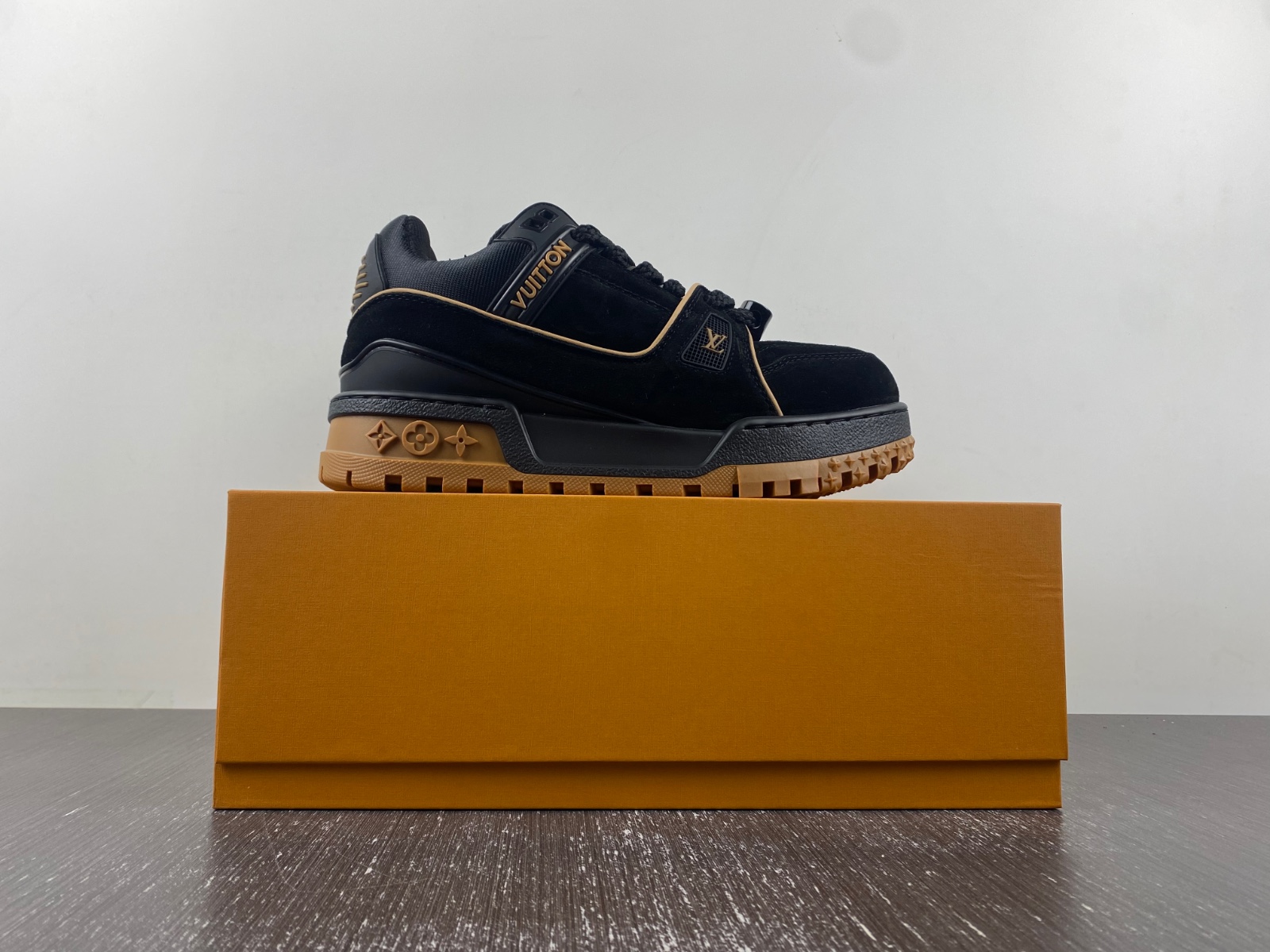 LV Trainer Maxi Sneaker