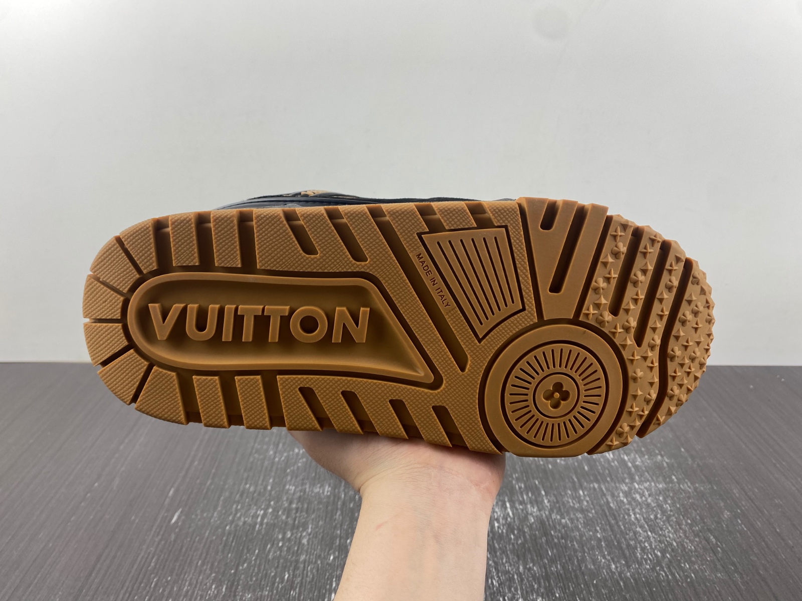 LV Trainer Maxi Sneaker