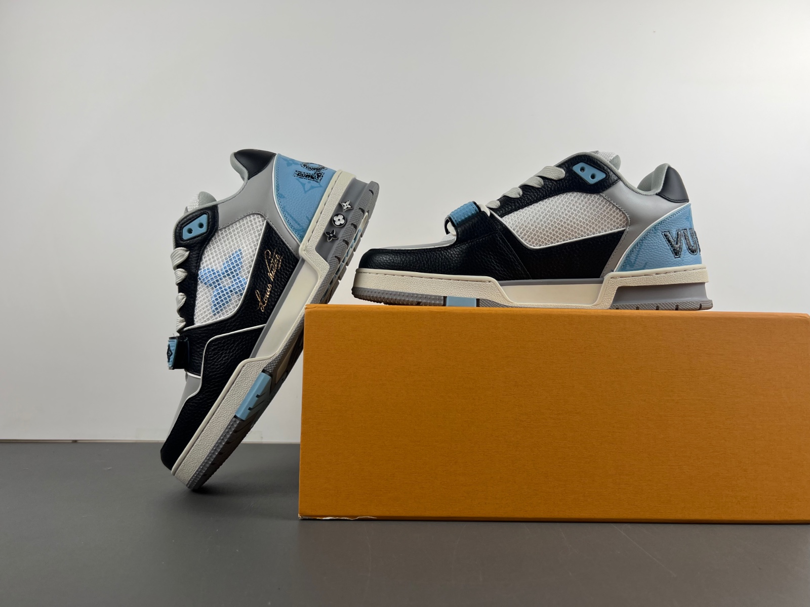 LV Trainer Sneaker