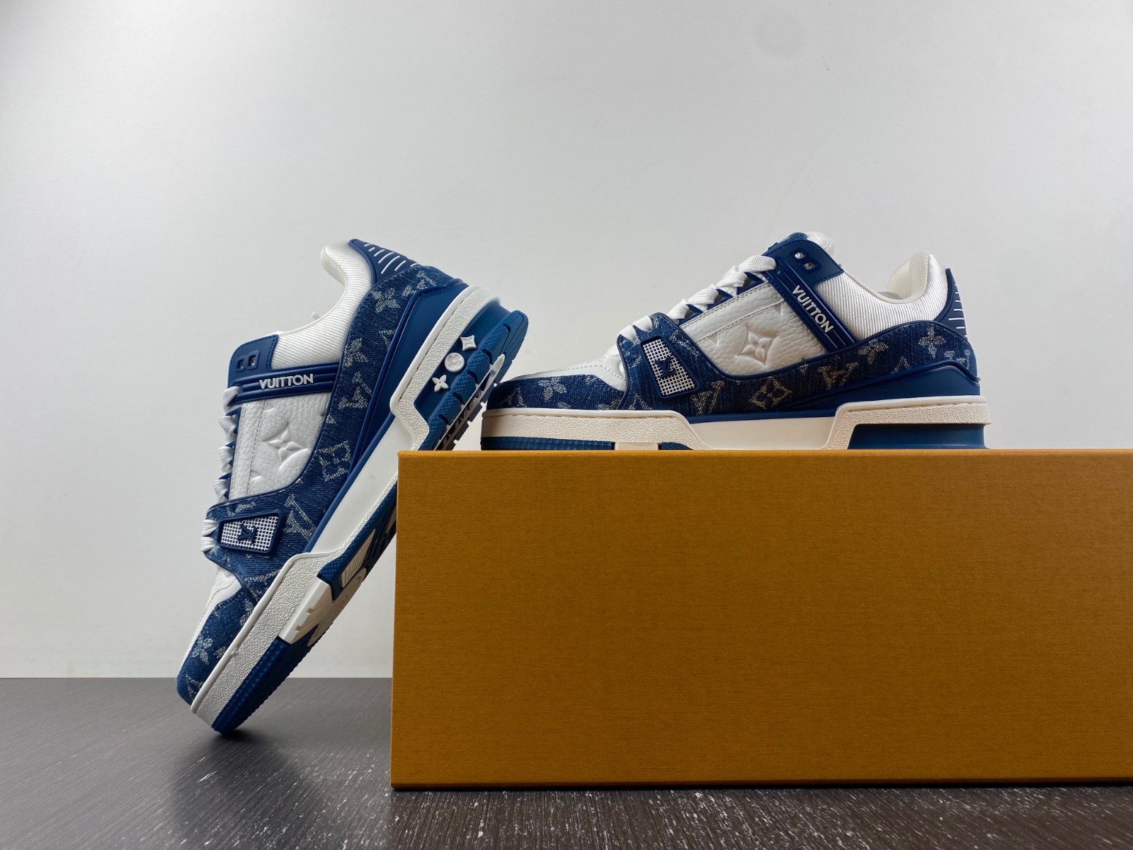 LV Trainer Sneaker