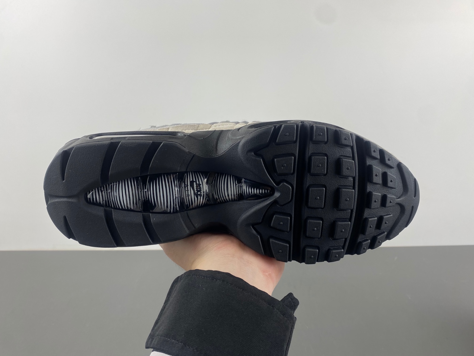 Comme des Garçons x Air Max 95 