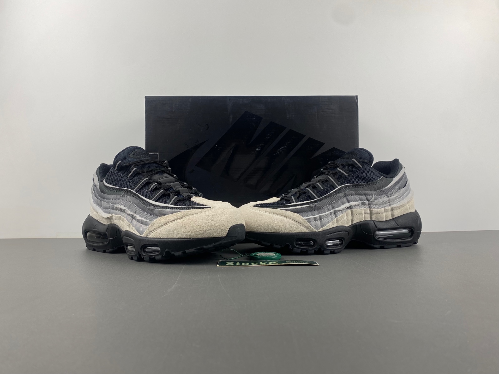 Comme des Garçons x Air Max 95 